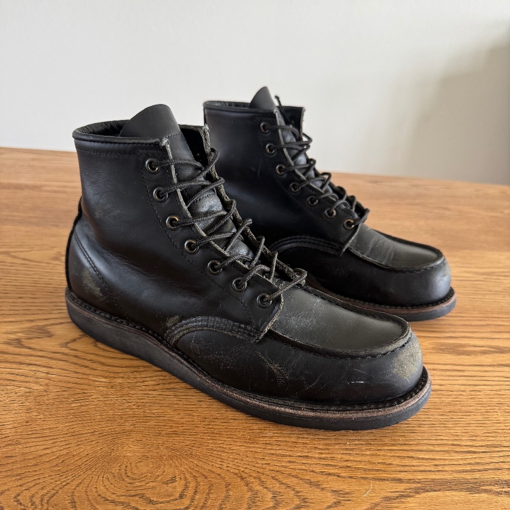 Redwing 8137 boots Size 9.5D